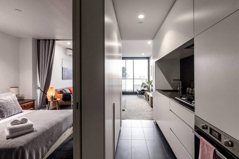 Spacious 1BD 50m From Chapel Street - Accommodation Mooloolaba 4
