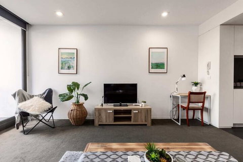 Spacious 1BD 50m From Chapel Street - Accommodation Mooloolaba 3