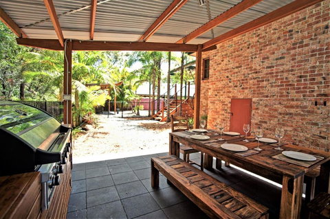 SERENITY - Accommodation Mooloolaba 5