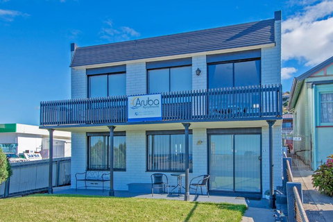 Aruba Apartments - Accommodation Mooloolaba 5