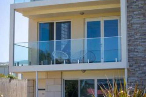 SEA NOOK Seconds From The Beach - Accommodation Mooloolaba 6