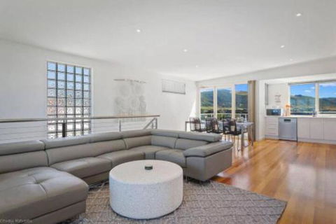 SEA NOOK Seconds From The Beach - Accommodation Mooloolaba 1