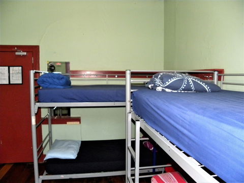 Market Tavern - Hostel And Bar - Accommodation Mooloolaba 6