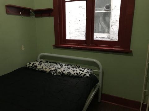 Market Tavern - Hostel And Bar - Accommodation Mooloolaba 4