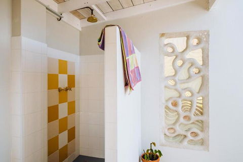 The Blue Beach House - Accommodation Mooloolaba 3