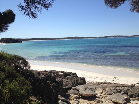Camelot - Accommodation Mooloolaba 1