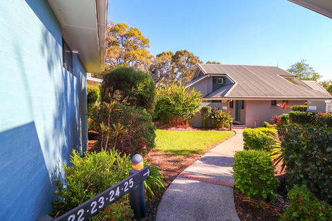 Plover Deluxe Resort Villa - Accommodation Mooloolaba 1