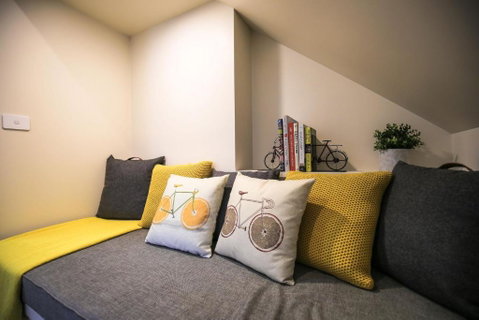 A Pear Tree Loft - Accommodation Mooloolaba 2
