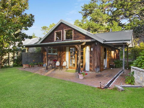 BROWNS COTTAGE - Accommodation Mooloolaba 1
