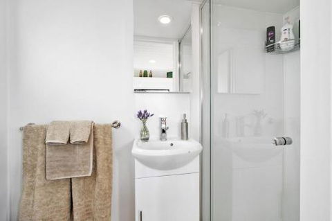 TINY HOME......BIG Views - Accommodation Mooloolaba 3