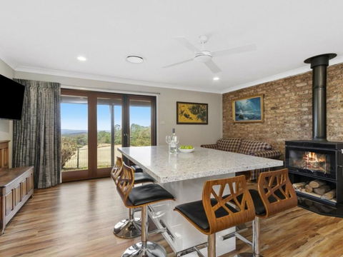 WINDARRI - Accommodation Mooloolaba 1