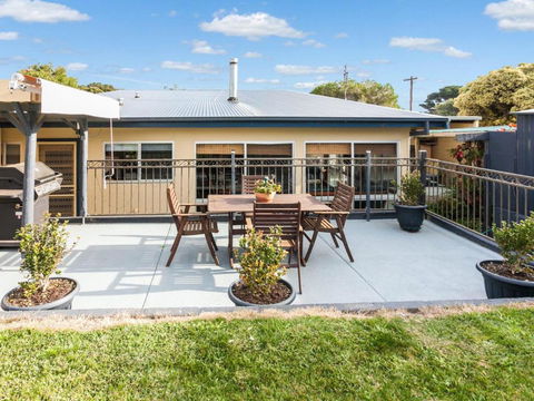 OCEAN SOUNDS Anglesea - Accommodation Mooloolaba 2