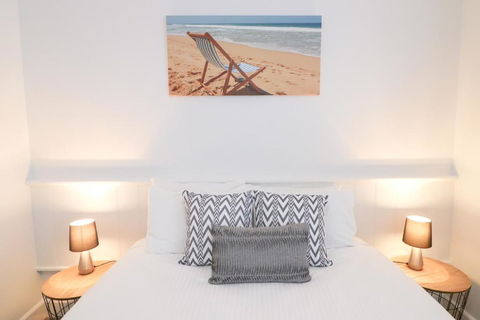 Bluewater Executive Villa In Raffertys Resort - Accommodation Mooloolaba 3