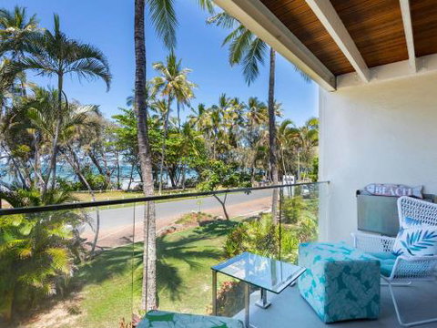 Absolute Beachfront - Accommodation Mooloolaba 5