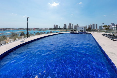 Southport Apartment - Accommodation Mooloolaba 1