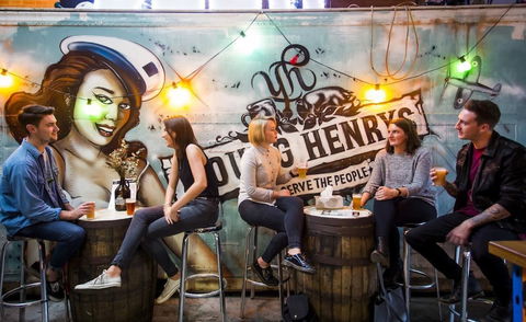 New And Stylish Newtown Pad H391 - Accommodation Mooloolaba 1