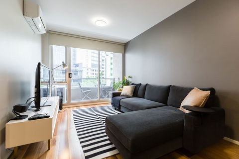 SANDRA, 1BDR Carlton Apartment - Accommodation Mooloolaba 5