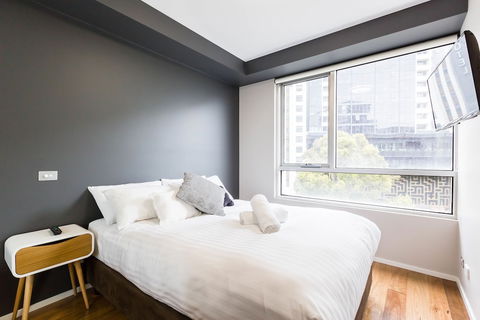 SANDRA, 1BDR Carlton Apartment - Accommodation Mooloolaba 1