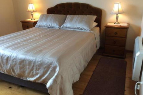 Freds Place - Accommodation Mooloolaba 4