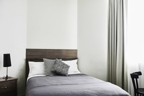 Plough Hotel - Accommodation Mooloolaba 4