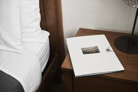 Plough Hotel - Accommodation Mooloolaba 2