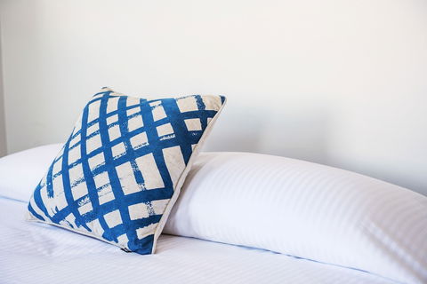 Melton Hotel - Accommodation Mooloolaba 1