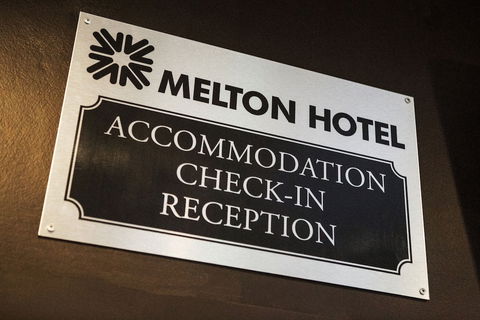 Melton Hotel - Accommodation Mooloolaba 0