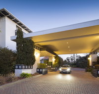 Ramada by Wyndham Diplomat Canberra - Accommodation Mooloolaba
