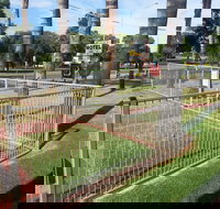 Sunraysia Motel  Holiday Apartments - Accommodation Mooloolaba