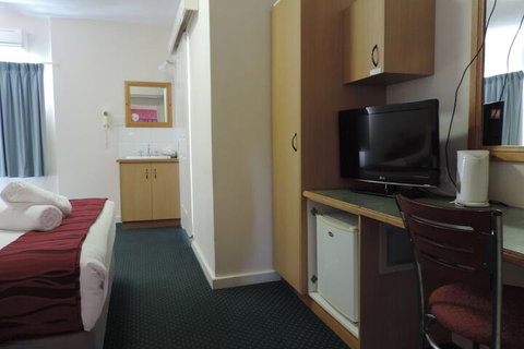 O'Shea's Royal Hotel - Accommodation Mooloolaba 3