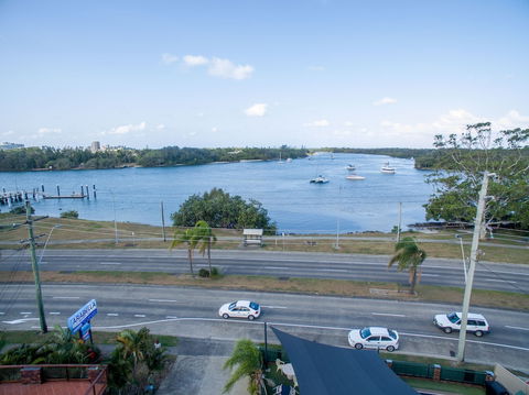 Arabella Motor Inn - Accommodation Mooloolaba 1