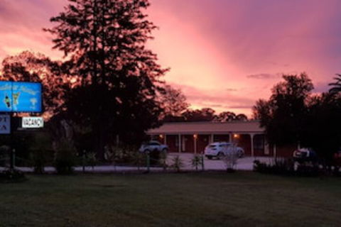 Walkabout Motel - Accommodation Mooloolaba 0