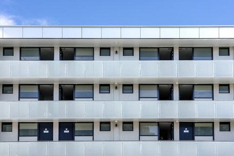 The Mid Pacific - Accommodation Mooloolaba 0