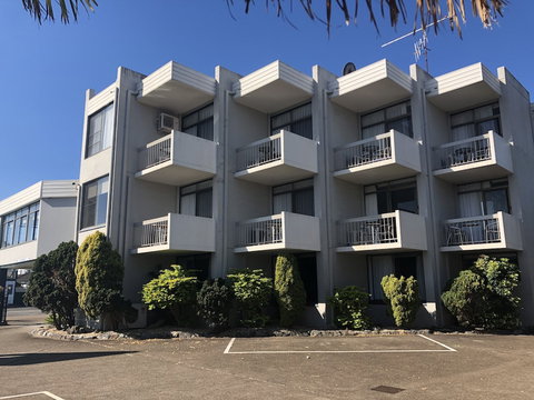 East Port Motor Inn - Accommodation Mooloolaba 1