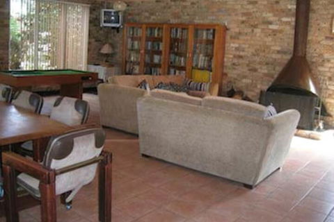 Madison's Mountain Retreat - Accommodation Mooloolaba 4