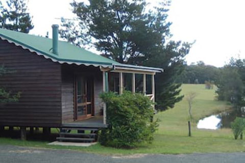 Madison's Mountain Retreat - Accommodation Mooloolaba 0