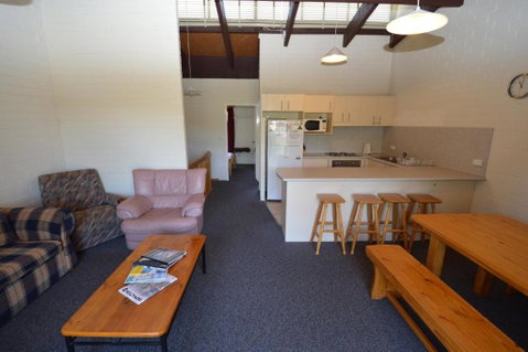 Alpha 8 - Accommodation Mooloolaba 4