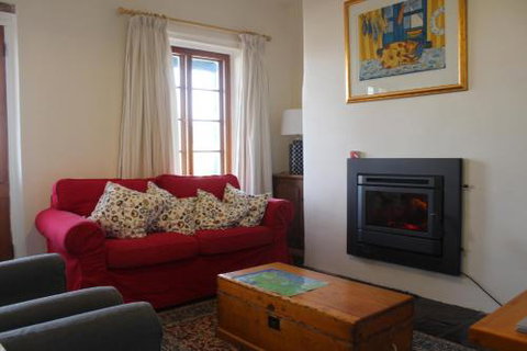 Victoria Cottage - Accommodation Mooloolaba 6