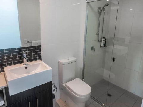 Airtrip Apartments On River Street - Accommodation Mooloolaba 6