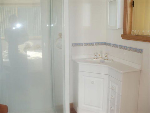 St Helens On The Bay Apartments - Accommodation Mooloolaba 4