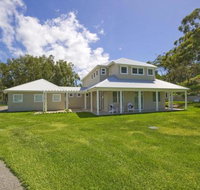 Echo Beach House 16 Reflections Dr Luxurious House with Magnificent Pool  Ducted Air - Accommodation Mooloolaba