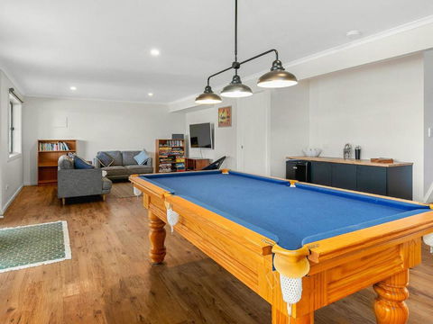 Waikiki Views - Accommodation Mooloolaba 4