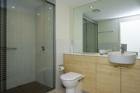 Blue On Blue Studio Room 1222 - Accommodation Mooloolaba 5