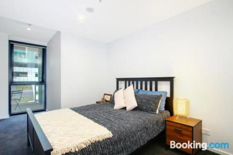 Cozy Homely Apartment CBR Central - Accommodation Mooloolaba 3