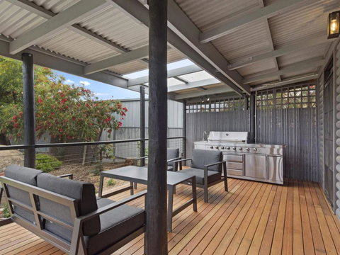 Silvers Anchor 2 Bennett Street - Accommodation Mooloolaba 5
