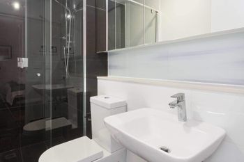 Location Views & Style - Accommodation Mooloolaba 5