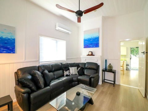 Waterside Retreat - Accommodation Mooloolaba 6