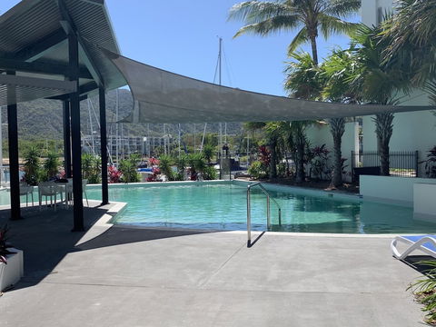 Magnetic Blue Waterfront Apartments - Accommodation Mooloolaba 2