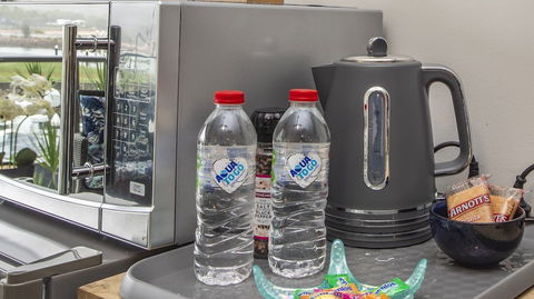 Magnetic Blue Waterfront Apartments - Accommodation Mooloolaba 5