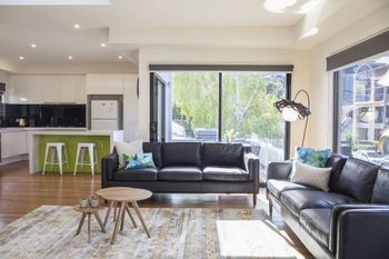 Boutique Stays Palmerston South Melbourne - Accommodation Mooloolaba 4